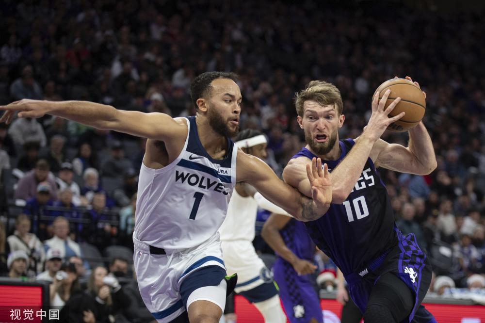 在绝对劣势 在绝对劣势